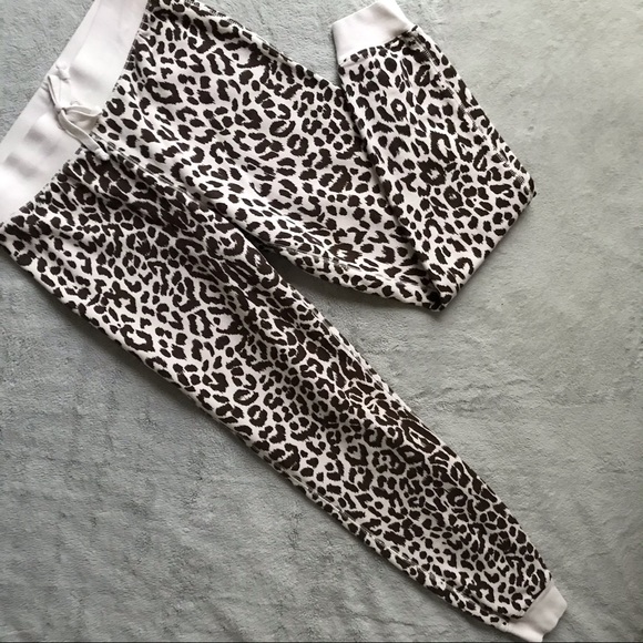 J. Crew Pants - J. Crew Vintage Fleece Leopard Jogger Sweatpants